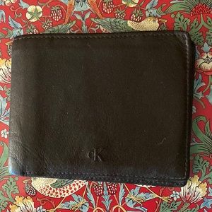 Vintage brown leather Calvin Klein wallet